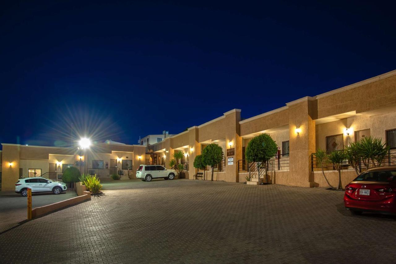 Best Western Cumbres Inn Cd. Cuauhtemoc Eksteriør billede