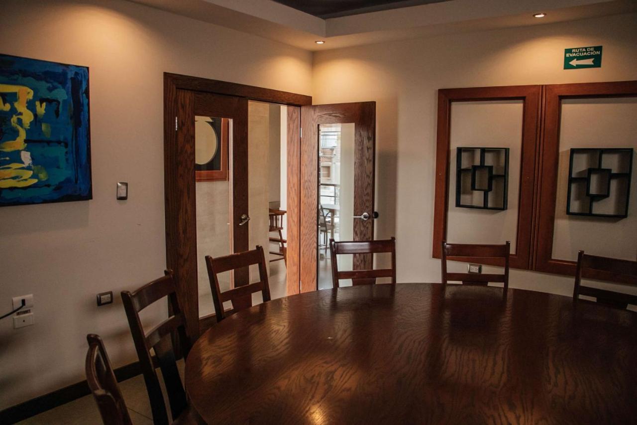 Best Western Cumbres Inn Cd. Cuauhtemoc Eksteriør billede