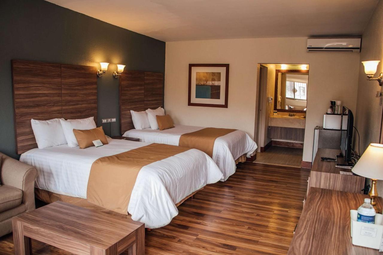 Best Western Cumbres Inn Cd. Cuauhtemoc Eksteriør billede