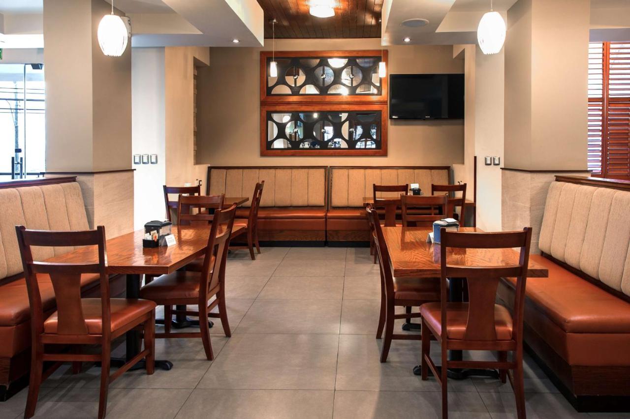 Best Western Cumbres Inn Cd. Cuauhtemoc Eksteriør billede