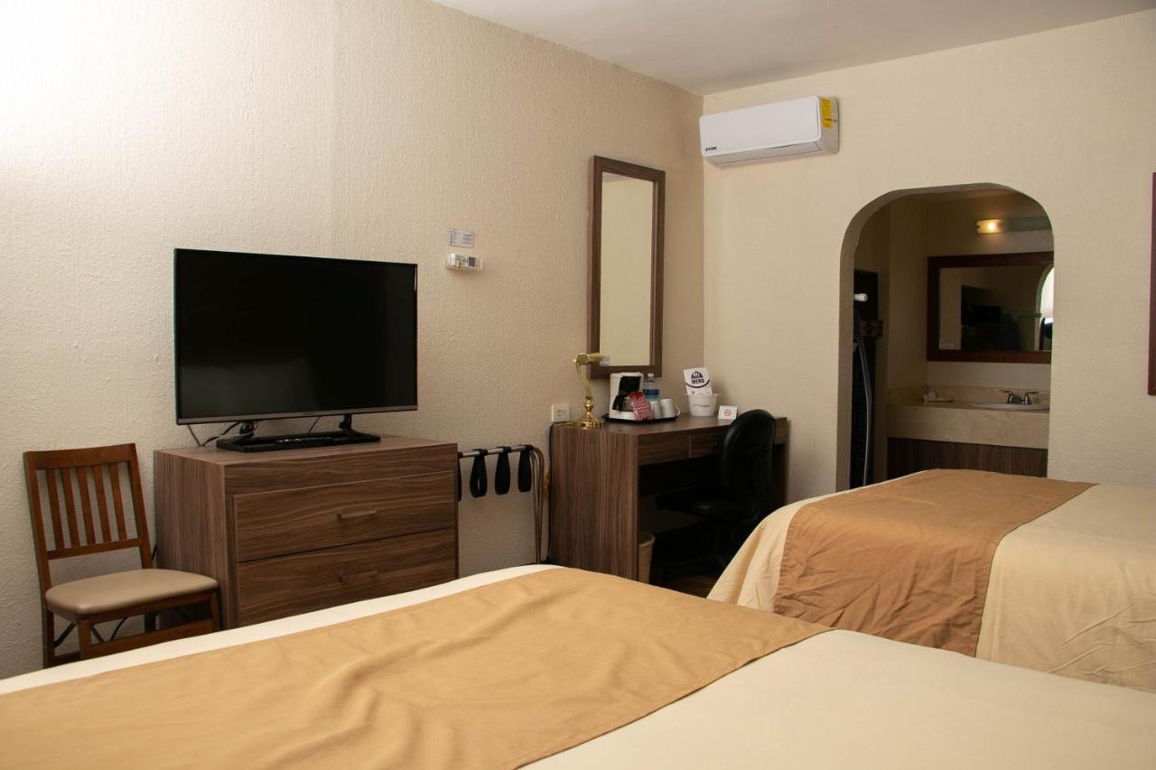 Best Western Cumbres Inn Cd. Cuauhtemoc Eksteriør billede