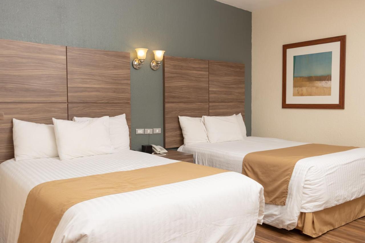 Best Western Cumbres Inn Cd. Cuauhtemoc Eksteriør billede