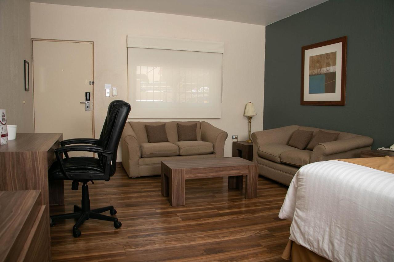 Best Western Cumbres Inn Cd. Cuauhtemoc Eksteriør billede