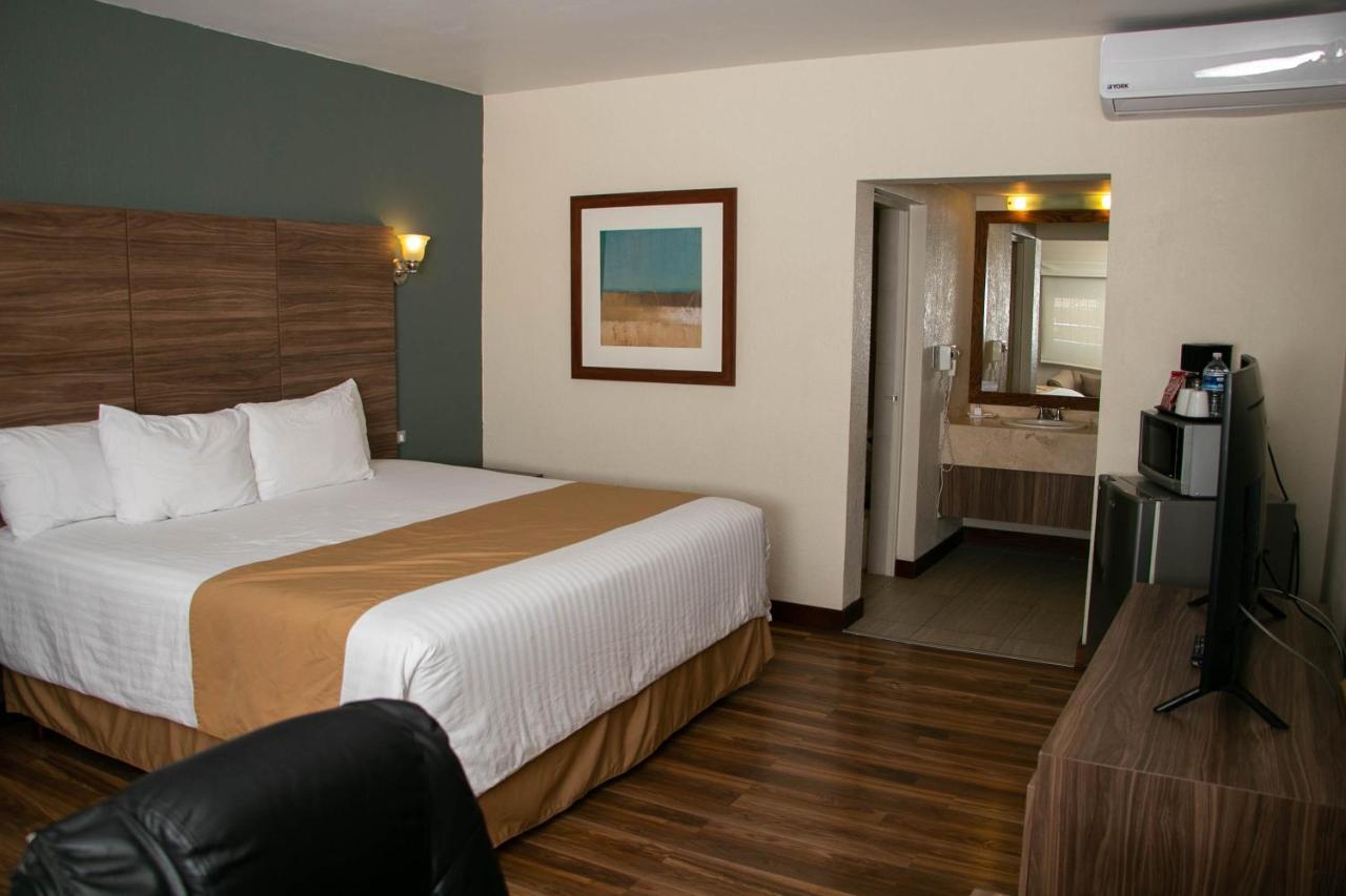 Best Western Cumbres Inn Cd. Cuauhtemoc Eksteriør billede