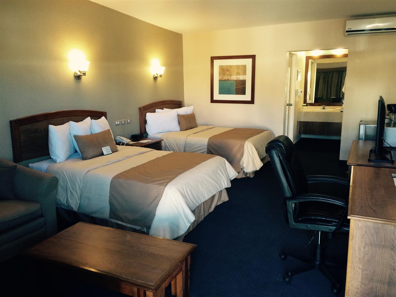 Best Western Cumbres Inn Cd. Cuauhtemoc Eksteriør billede